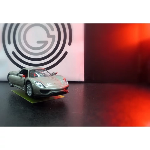 Rmz City fém autó 1:32 - PORSCHE 918 SPYDER EZÜST