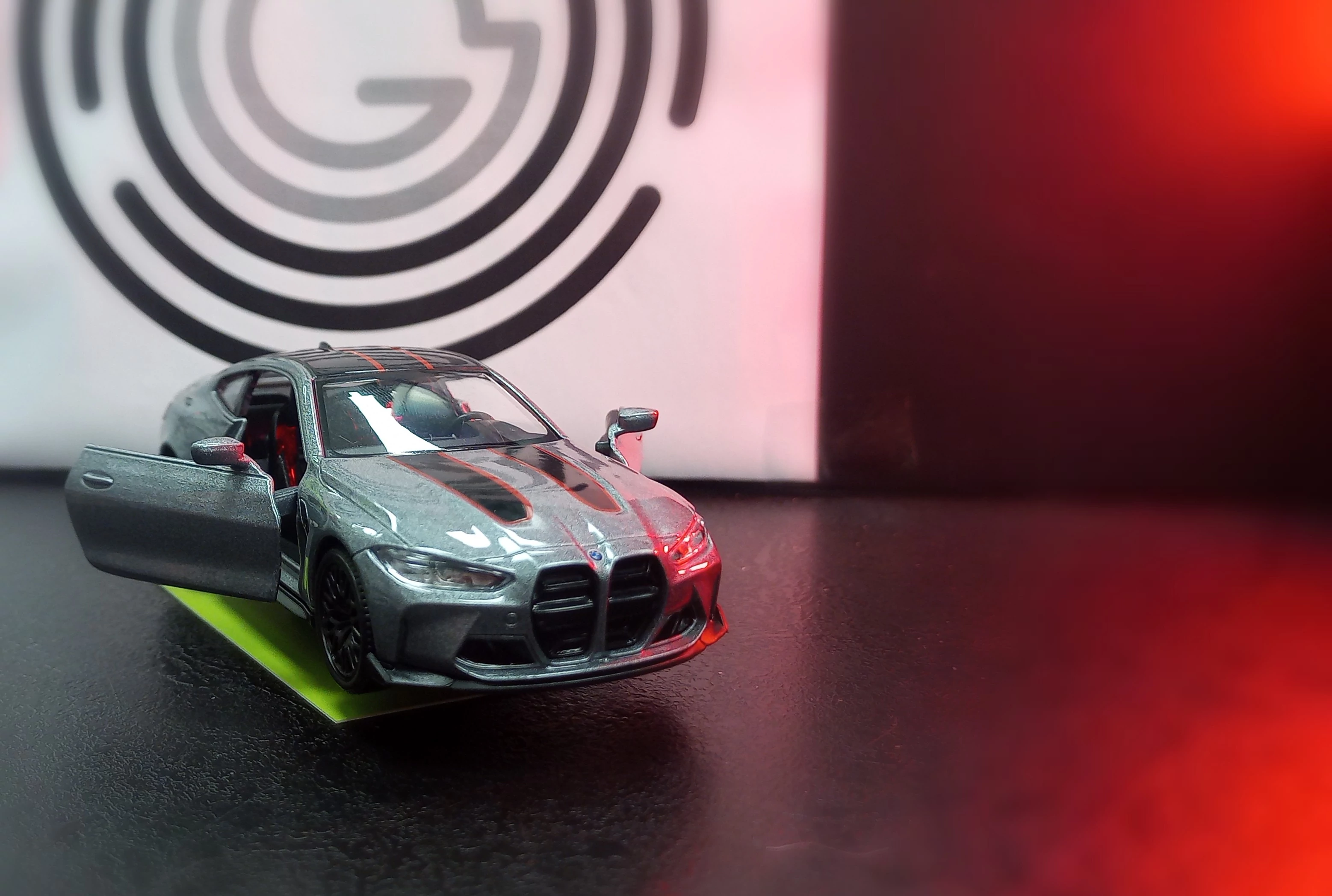 Rmz City fém autó 1:32 - BMW M4 CSL EZÜST