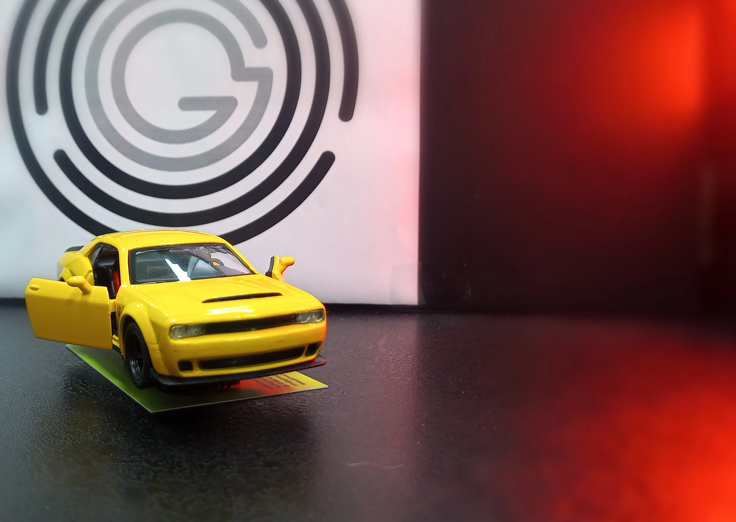Rmz City fém autó 1:32 - DODGE CHALLENGER SRT DEMON SÁRGA