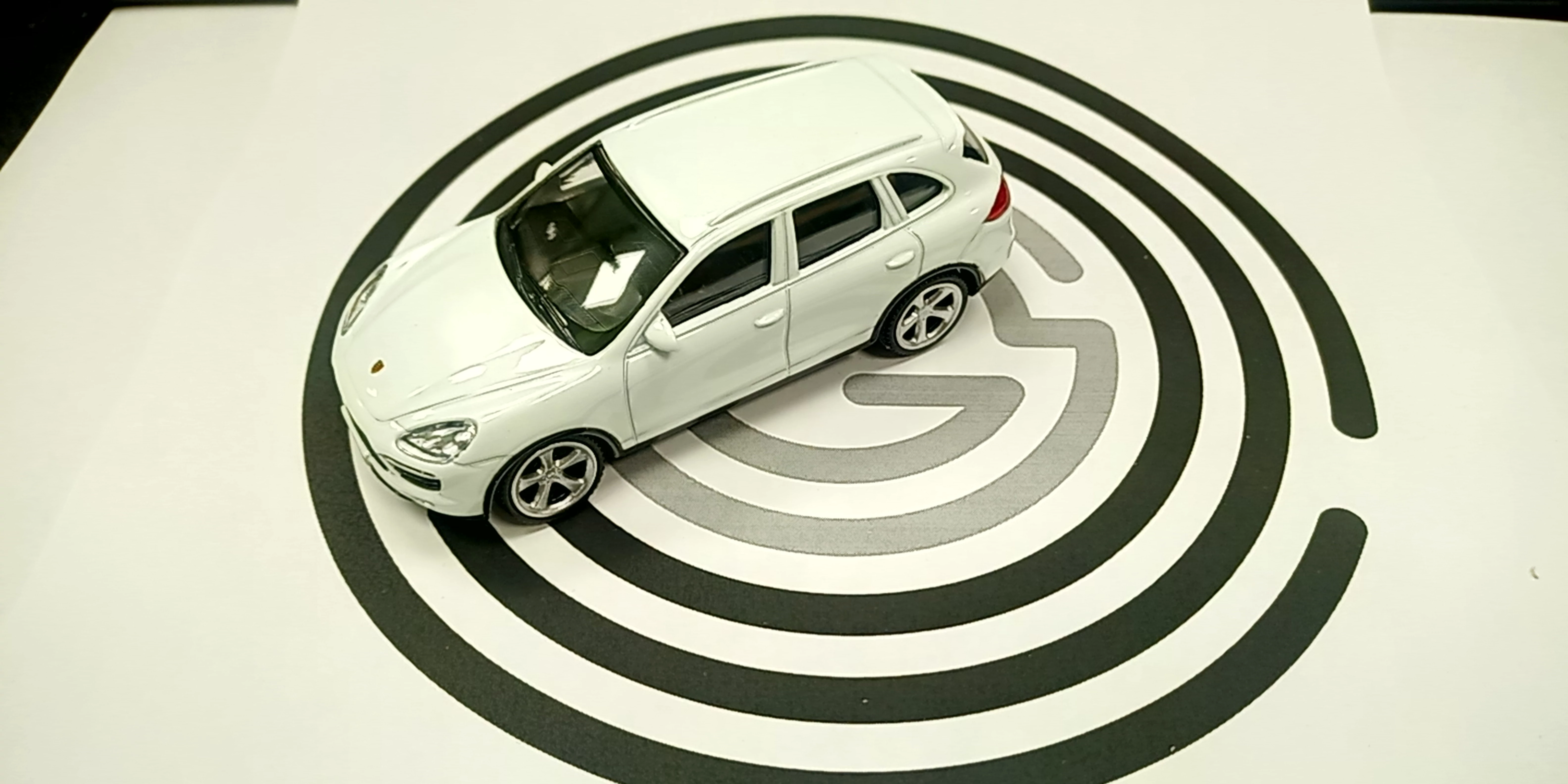 Rmz City fém autó 1:43 PORSCHE CAYENNE TURBO FEHÉR