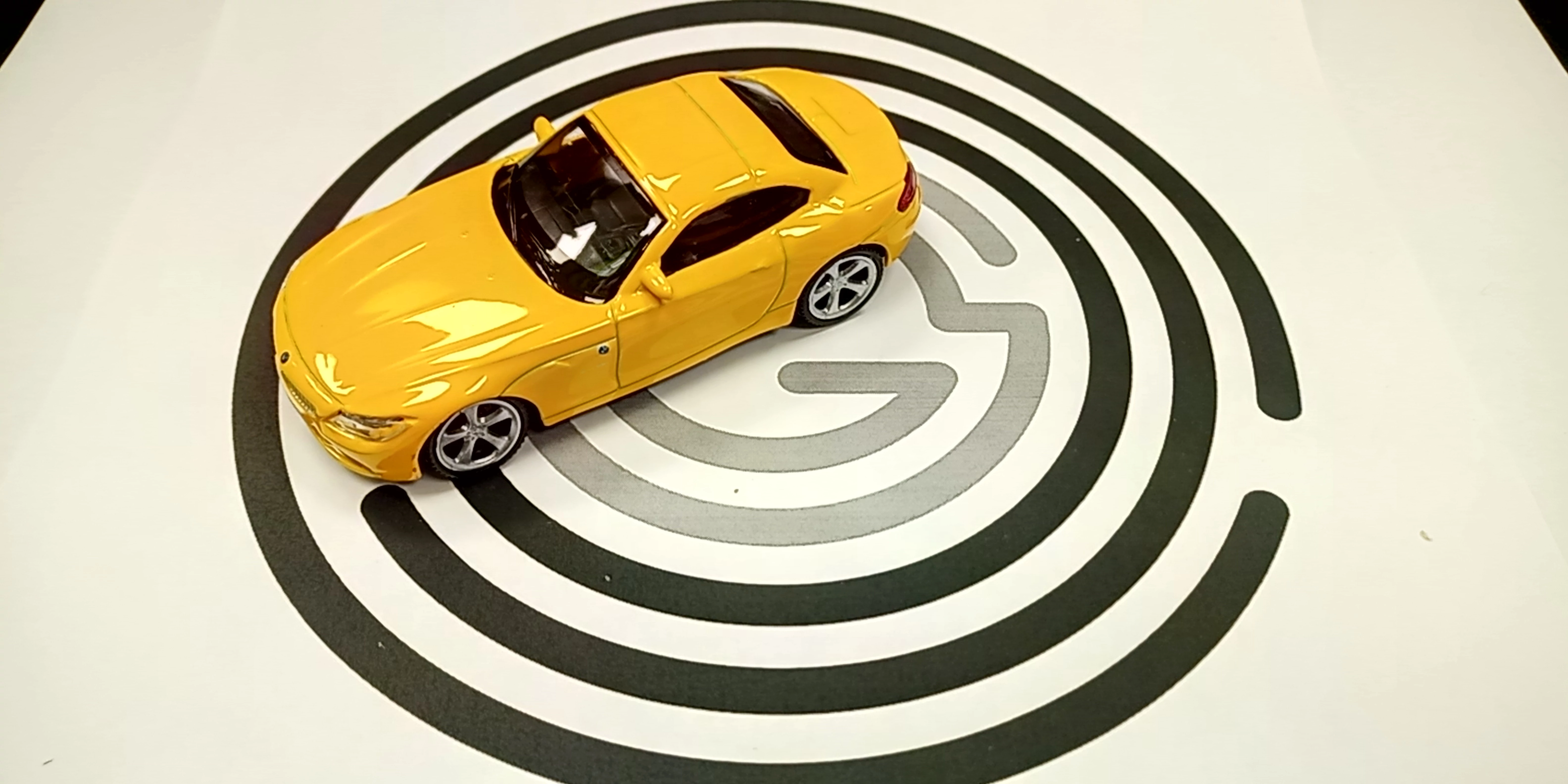 Rmz City fém autó 1:43 BMW Z4 SÁRGA